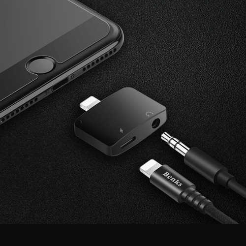 מפצל טעינה אודיו Lightning/3.5mm לאייפון Benks דגם U27